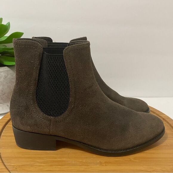 Karl Lagerfeld Mirla Suede Chelsea Boots‎ Brown Leather Bootie Size 6.5 - Picture 2 of 9
